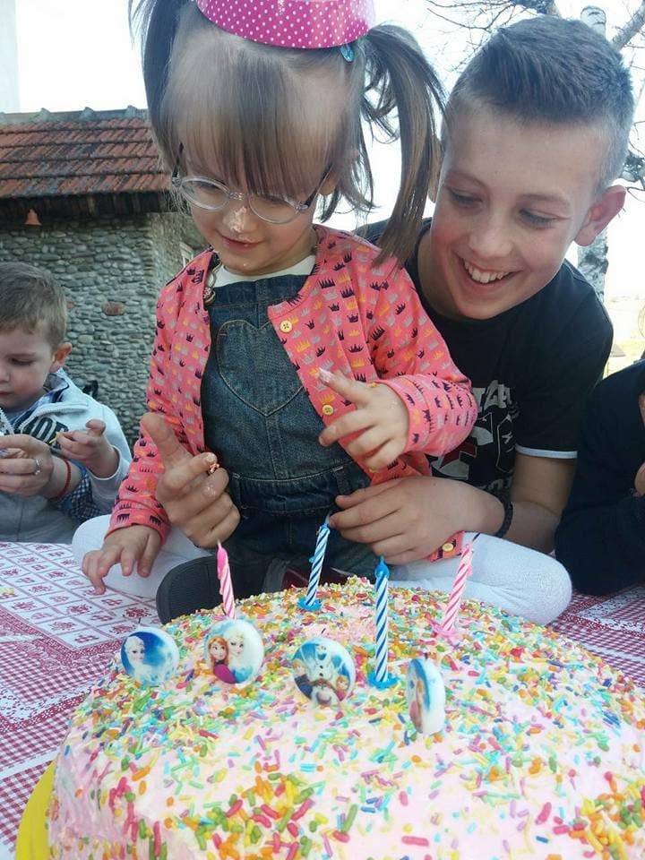 UPOZNAO SAM NINU